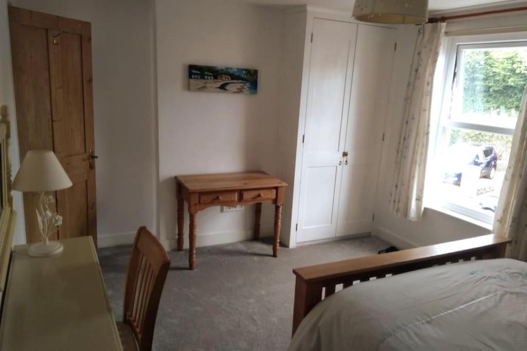 Welcoming Cottage In Chichester Near City Centre Екстериор снимка