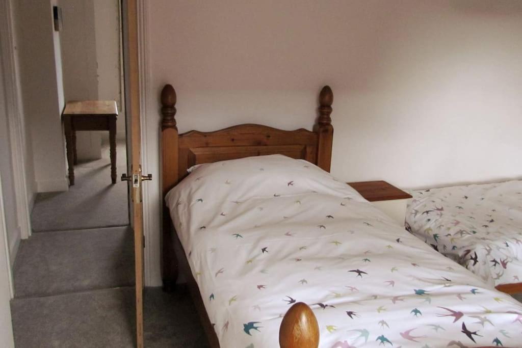Welcoming Cottage In Chichester Near City Centre Екстериор снимка